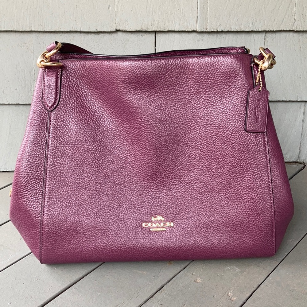 Gorgeous Coach shoulder bag